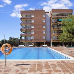 AT042 Els Pins, primera línea de la playa, con piscina