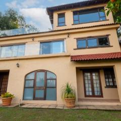 Vintage Serene Villa