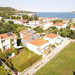 Villa Kyriaki Nea Iraklitsa 200m from the sandy beach