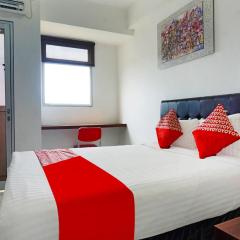 OYO 91593 San San Rooms Apartment Gunung Putri Square