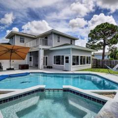 5 BR Mansion with Pool and non-heated Jacuzzi Games in Boynton Beach