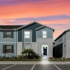 5 Bedrooms 45 Bathrooms Windsor At Westside 8917 Sa