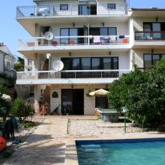 Family friendly apartments with a swimming pool Stari Grad, Hvar - 583