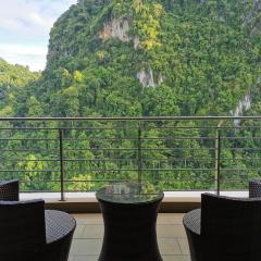 Ipoh Haven Central Lakeview Suite 3rooms 3-8pax