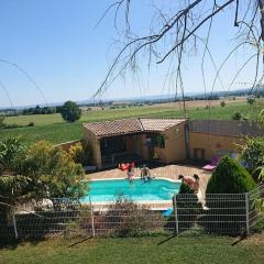 Adorable guest house with piscine