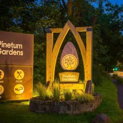Pinetum Gardens Retreats