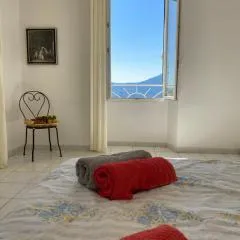 Casa Eugénie l'appartement de tante Madeleine vue sur les montagnes