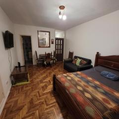 Departamento - Monoambiente - Frente al Shopping Paseo Aldrey - SE RESERVA CON SEÑA