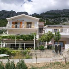 Apartments by the sea Pisak, Omis - 2750