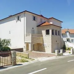Apartments with a parking space Hvar - 4637