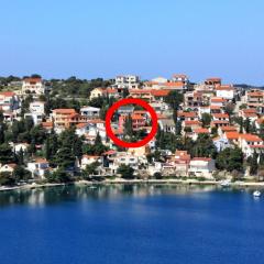 Apartments by the sea Rogoznica - 5269