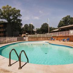 Westcreek Ranchnotch No Stairs, Fireplace, 2 Pools, Private Lake,1 Mile To Sdc!