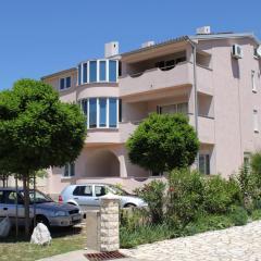 Apartments with a parking space Baska, Krk - 5444