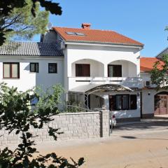 Apartments with a parking space Malinska (Krk) - 5353