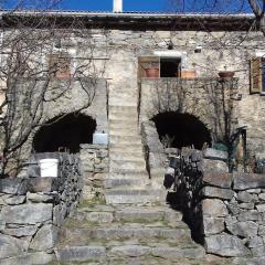 Maison de caractère au coeur de la corse rurale