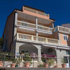 Family-friendly apartments with swimming pool Dramalj, Crikvenica - 5594