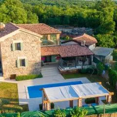 Villa Campiello heated pool