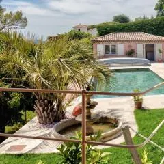 Adorable Maison Indépendante 30m2 avec Piscine en saison