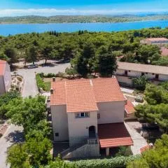 Apartments by the sea Pirovac, Sibenik - 6280