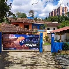 iUP HOUSE Hostel