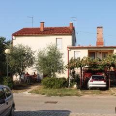 Apartments with parking space Umag - 6994