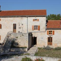 Holiday house with a swimming pool Stokovci, Central Istria - Sredisnja Istra - 7277