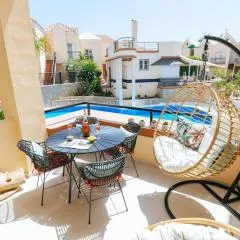 Amazing renovated pool view Apt, Aircon, 2 min to Fañabe Beach