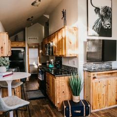 The Bison Cabin - The Cabins at Rim Rock