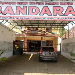 Kos Putri BANDARA Syariah- Kos Harian, Mingguan, Bulanan