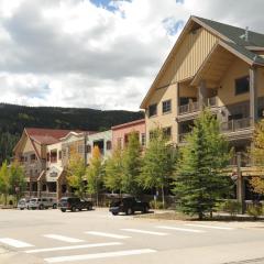 Expedition Station Condominiums by Keystone Resort