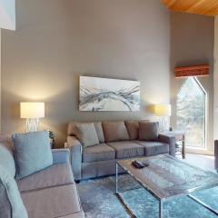 Top Floor Apartment with Pool and Hot Tub by Harmony Whistler