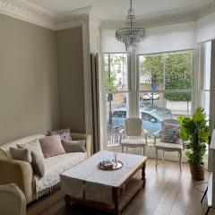 Stylish 3-bedroom flat in Kensington