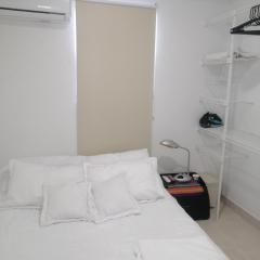 Hermoso Apartaestudio, privado, acogedor, super aseado, excelente ubicación!