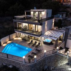 Villa Neda Heated Pool, Hot-tub, Sauna, 3 bedrooms
