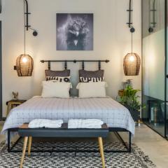 גלילה - סוויטת בוטיק רומנטית מושלמת לזוגות עם האט טאב פרטי