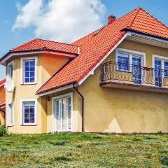 4 Bedroom Stunning Home In Kamien