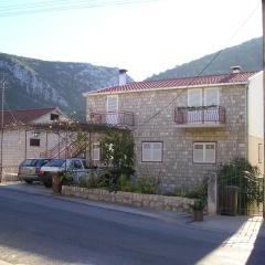 Apartments with parking space Trpanj, Peljesac - 15710
