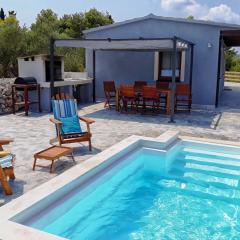 Family-friendly apartments with swimming pool Zrnovo, Korcula - 16116