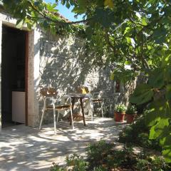 Apartments with WiFi Zrnovo, Korcula - 16254