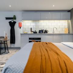 The Madison - Premium Self Check-In Studios & Apartments