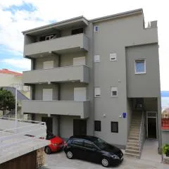 Apartments by the sea Nemira, Omis - 17039