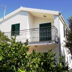 Apartments with parking space Maslinica, Solta - 17314