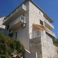 Apartments by the sea Povlja, Brac - 17472