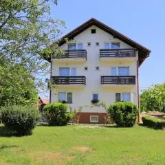 Rooms with a parking space Grabovac, Plitvice - 17419