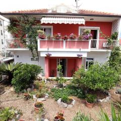 Rooms with a parking space Trogir - 17442