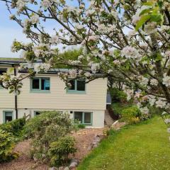 Broadhaven Cottage, Freshwater East, Pembs