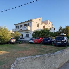 Apartments by the sea Ugljan - 17848