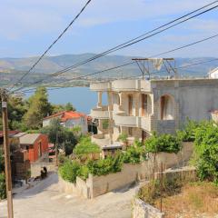 Apartments with parking space Mastrinka, Ciovo - 18954