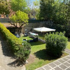 Vagabunda Sea & Garden