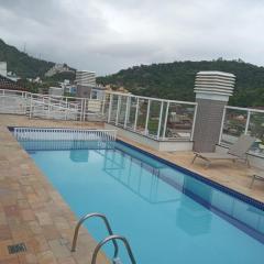 Ótimo apartamento - 300 metros da praia das Toninhas- Ubatuba